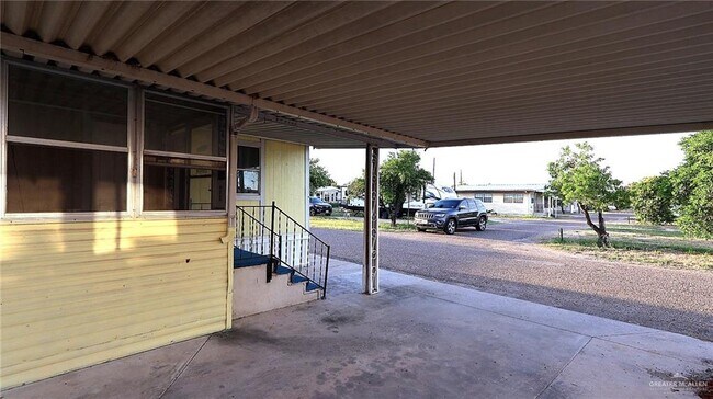 Foto del edificio - 5005 E State Hwy 107