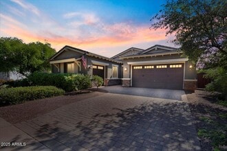 Building Photo - 20841 W Eastview Way