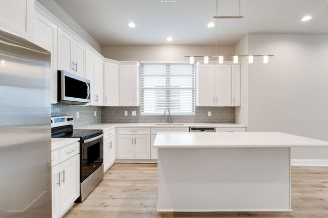 Foto del edificio - 118 Gadwall Dr