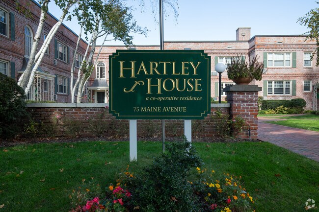 Foto del edificio - Hartley House