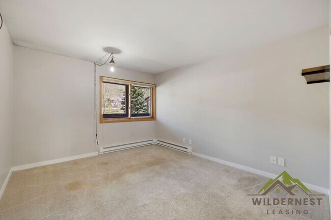 Foto del edificio - Steps to the Runs, Mountain Views, Spacious Ski Run 1 Bedroom Condo
