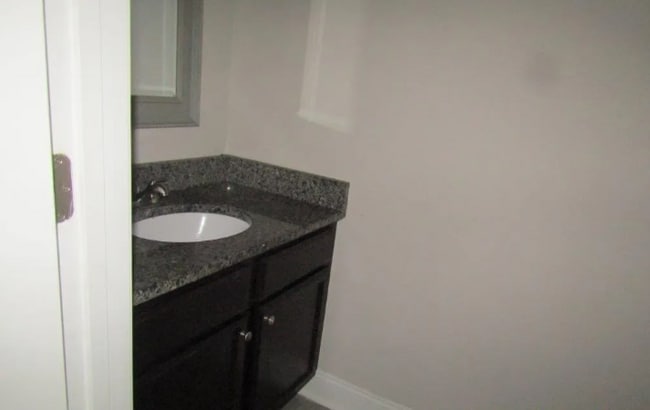 Building Photo - 165 S Guerry St