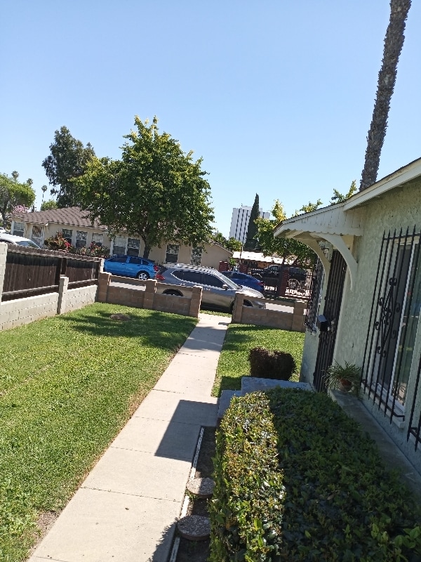 Photo - 237 S Matthisen Ave Apartment