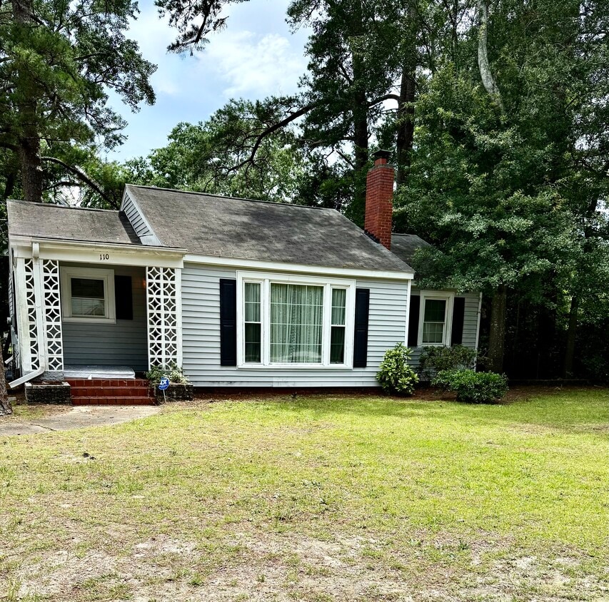 Primary Photo - 110 Brainerd Ave