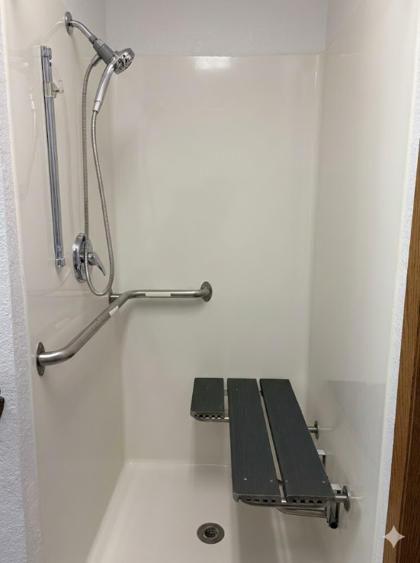 Foto del edificio - 100 Robert Ave