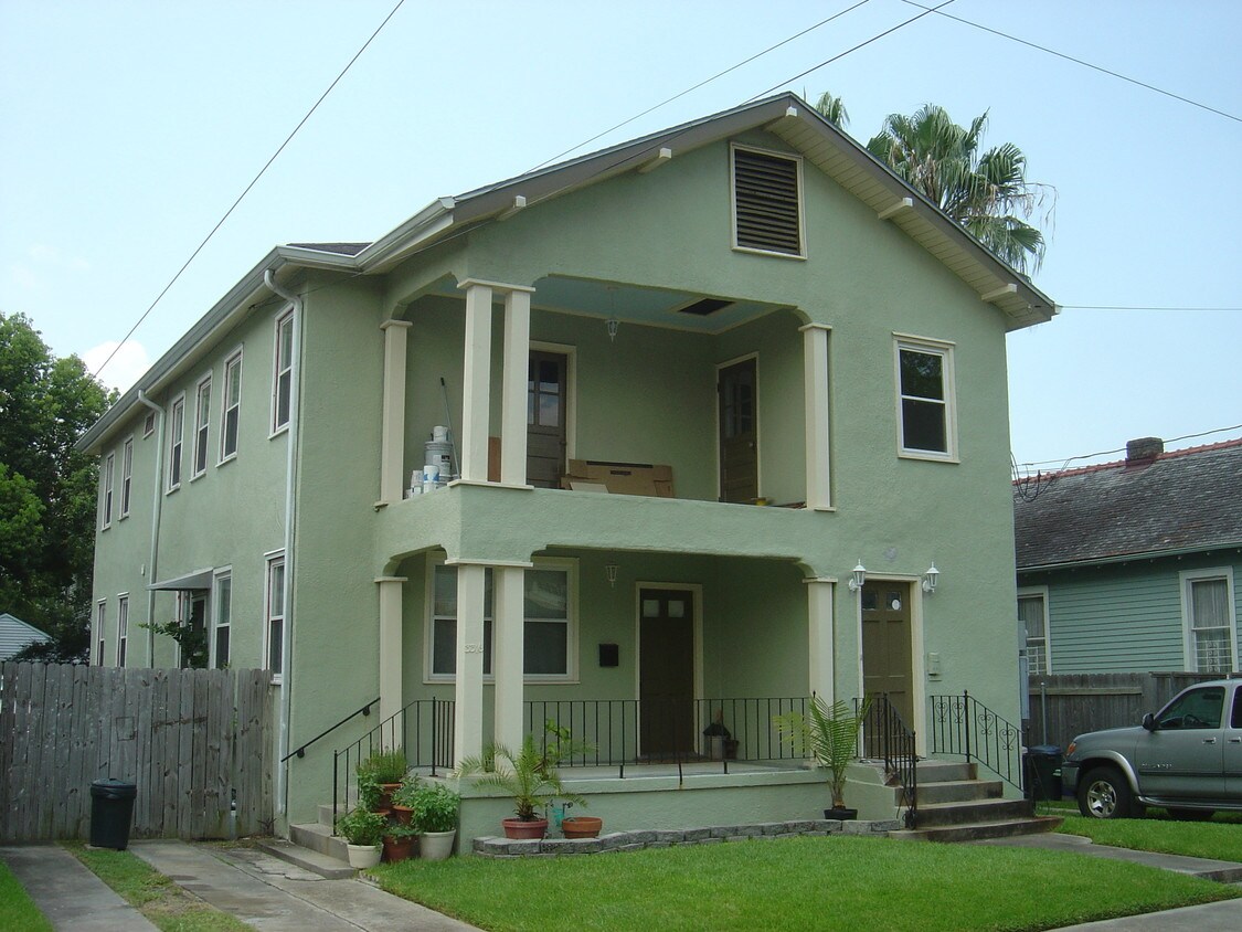 Primary Photo - 3316 Robert St