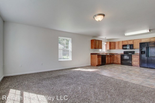 Building Photo - 4025-4031 E Ruth Dr