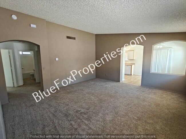 Foto del edificio - 1643 W Denning Ct