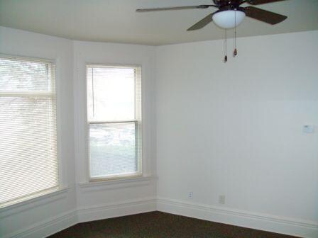 Foto del edificio - 266 E 8th St