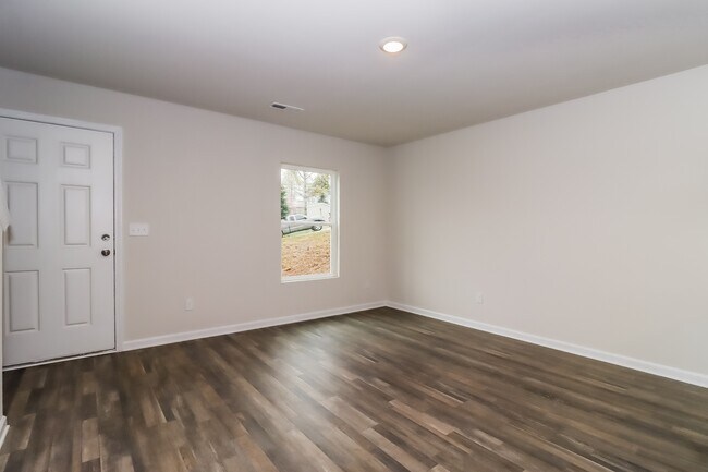 Building Photo - 118 Anderson Acres Dr