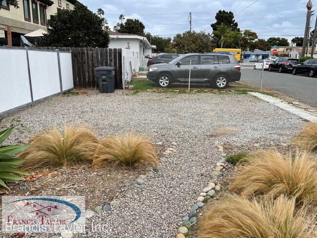 Foto del edificio - 1 br, 1 bath House - 752 Arbuckle Pl