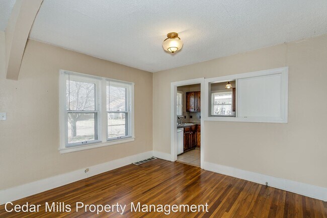 Building Photo - 2 br, 1 bath House - 710 S Green