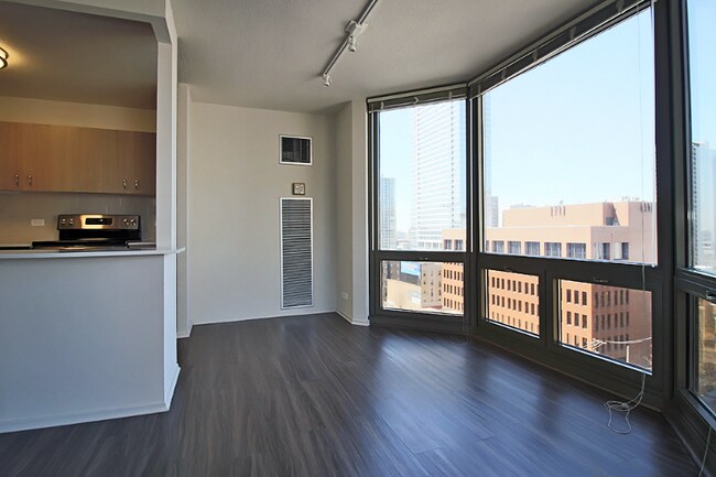 Foto del edificio - 1135 N Dearborn St