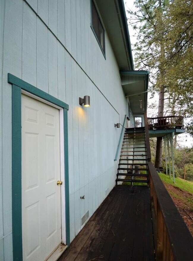 Foto del edificio - 20235 Chapel Dr