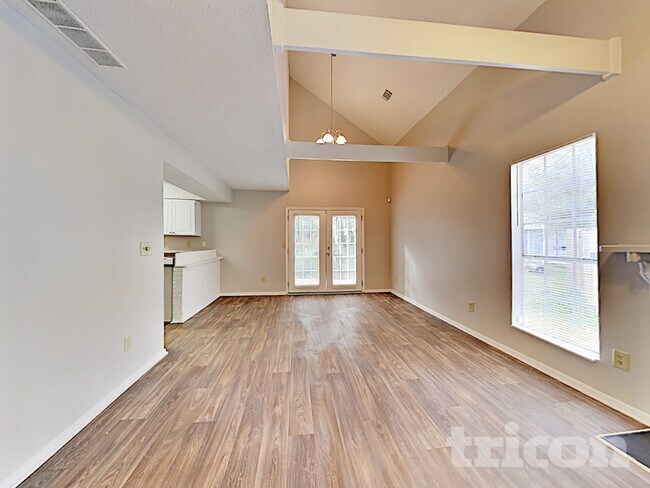 Foto del edificio - 1305 Old Countryside Cir