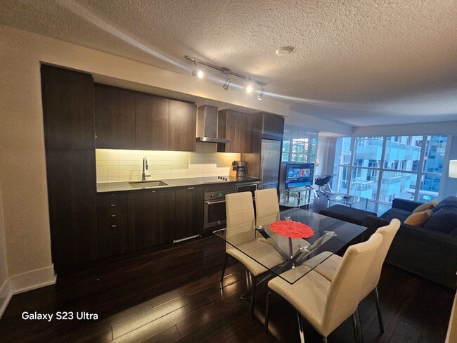 Building Photo - 1 Blue Jays Way