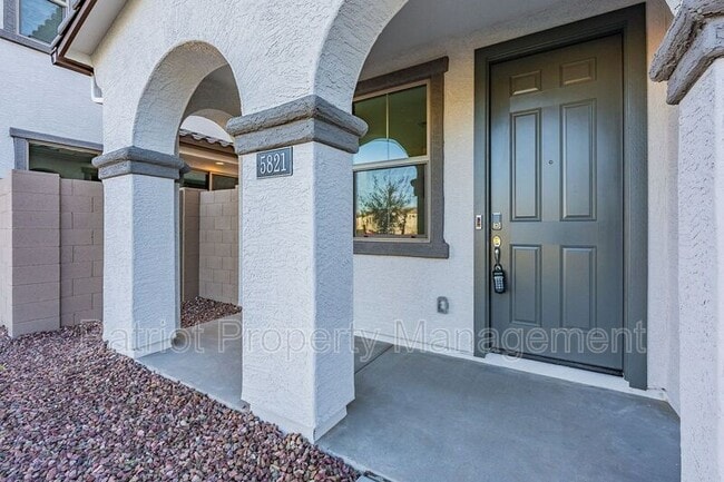 Building Photo - 5821 W Pueblo Ave