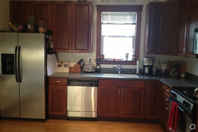Building Photo - 4823 W Gunnison St