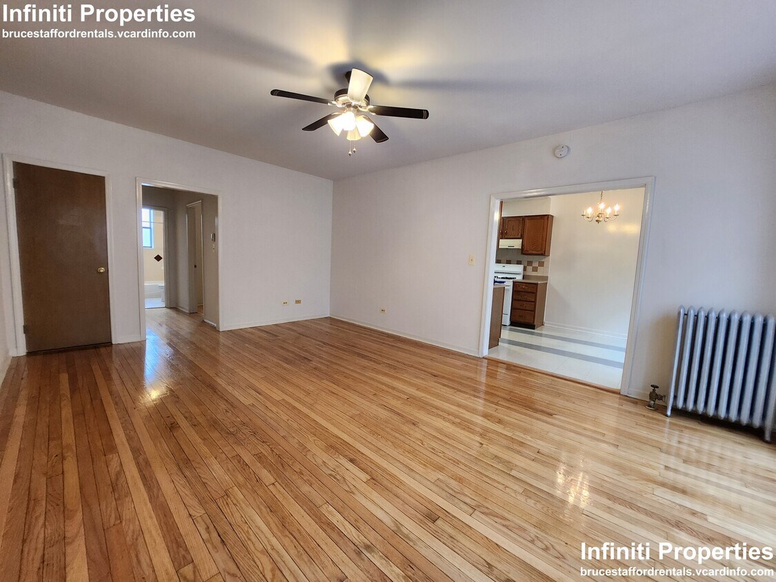 7243 S Jeffery Blvd Unit 2B, Chicago, IL 60649 Condo for Rent in