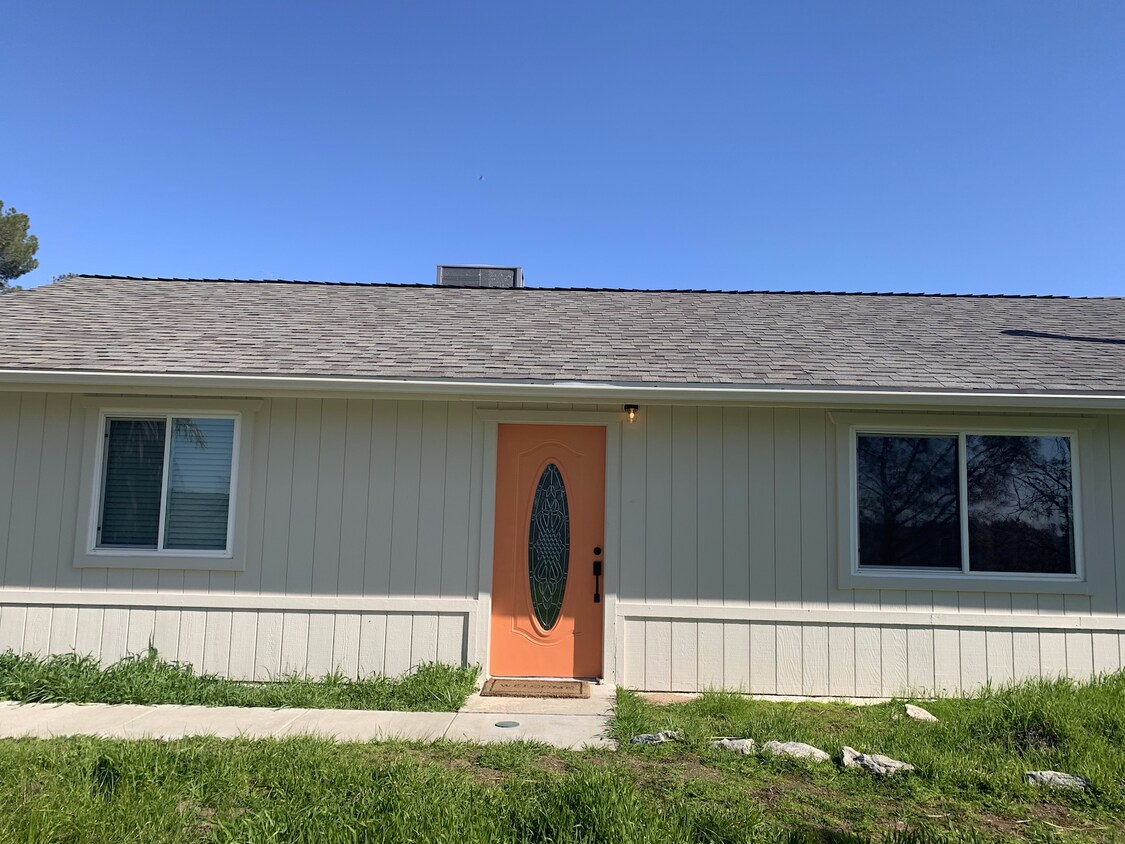 28475 River Road Way, Unit 28475 House Rental in Madera, CA