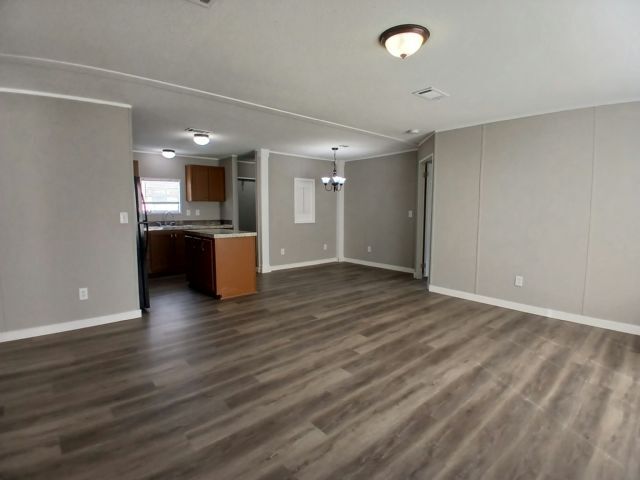 Foto del edificio - 13744 Wesleyan Blvd