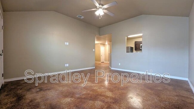 Building Photo - 1009B Bandera Ct