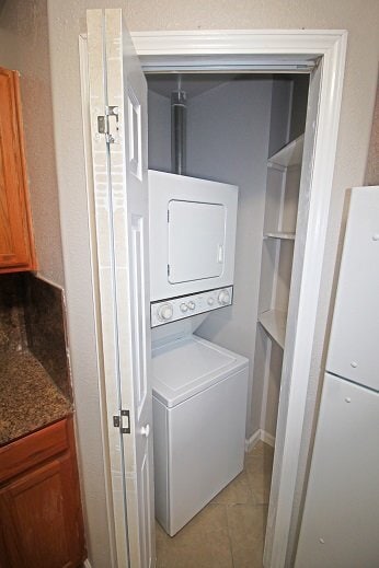 Building Photo - 819 Zachry Dr