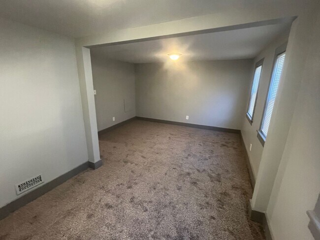 Foto del edificio - 3 Bedroom 1.5 Bath Single Family Home for Rent