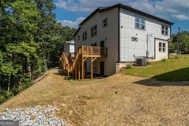 Foto del edificio - 2387 Highpoint Rd