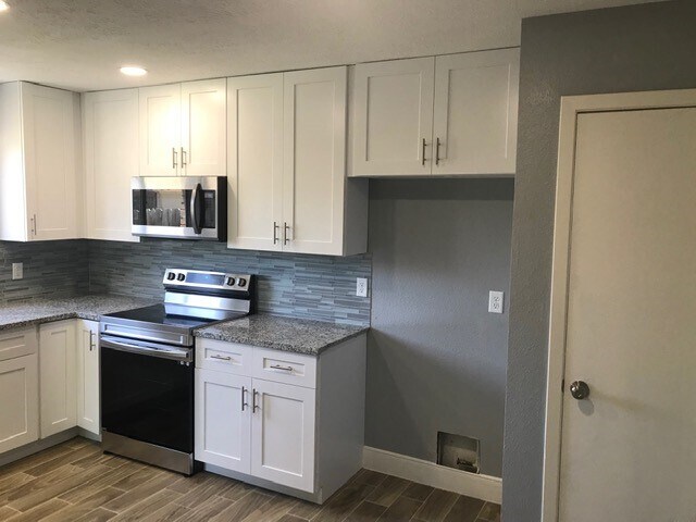 Kitchen - 2616 Heritage Colony Dr