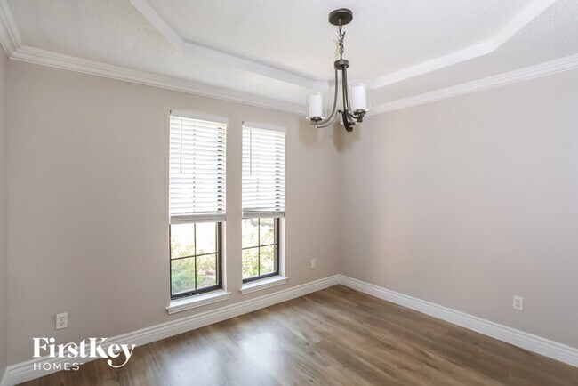 Building Photo - 1509 Briarcrest Dr