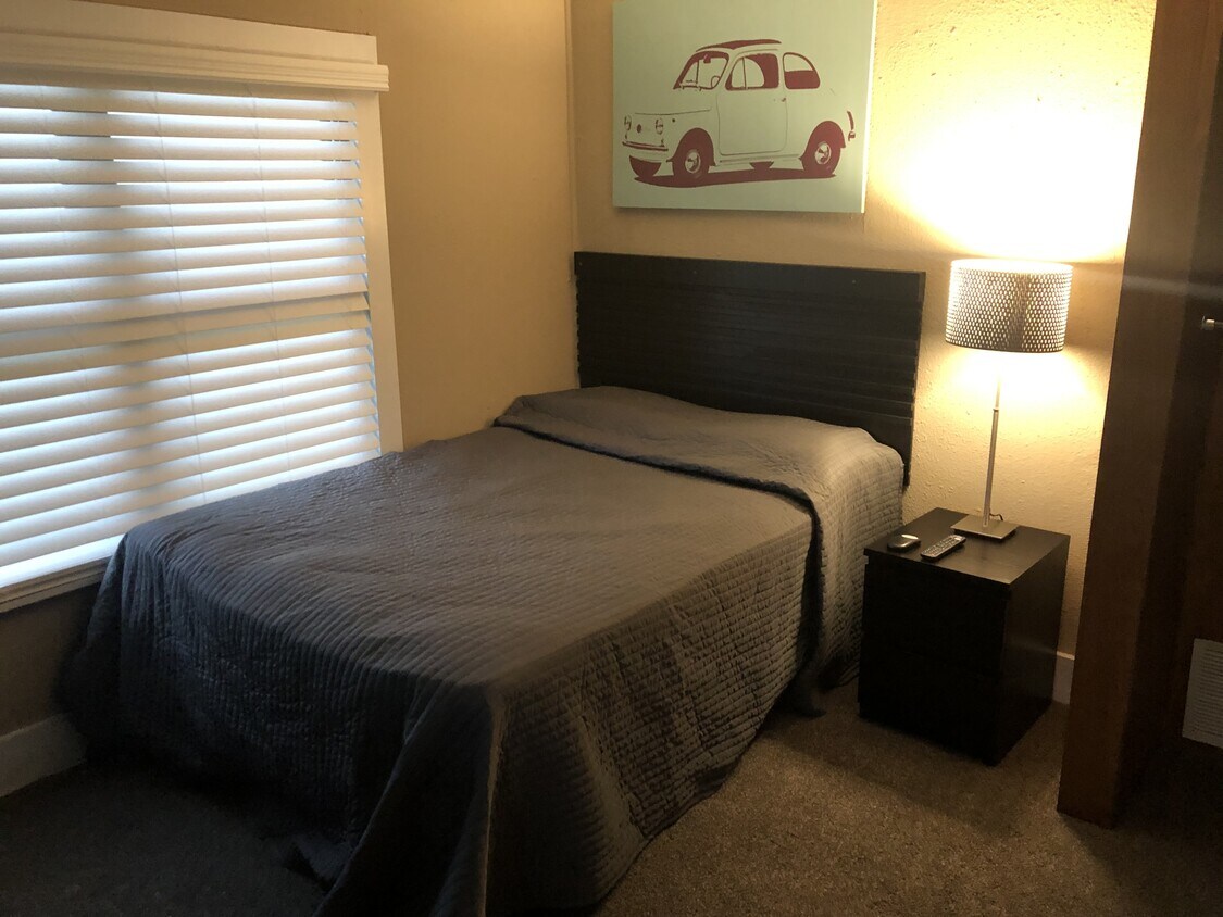 Foto principal - 203 Desoto St