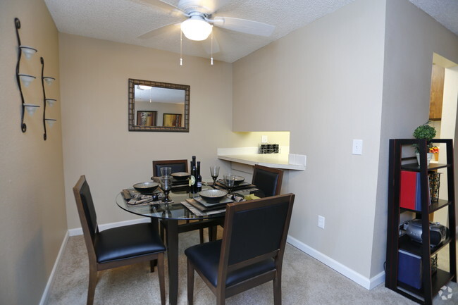 Dining Room - Timbers Apartments