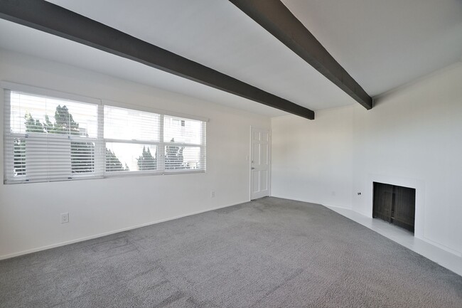 Building Photo - Remodeled 1 bedroom apartment with Beautiful Views of Downtown LA and Surrounding Mountains