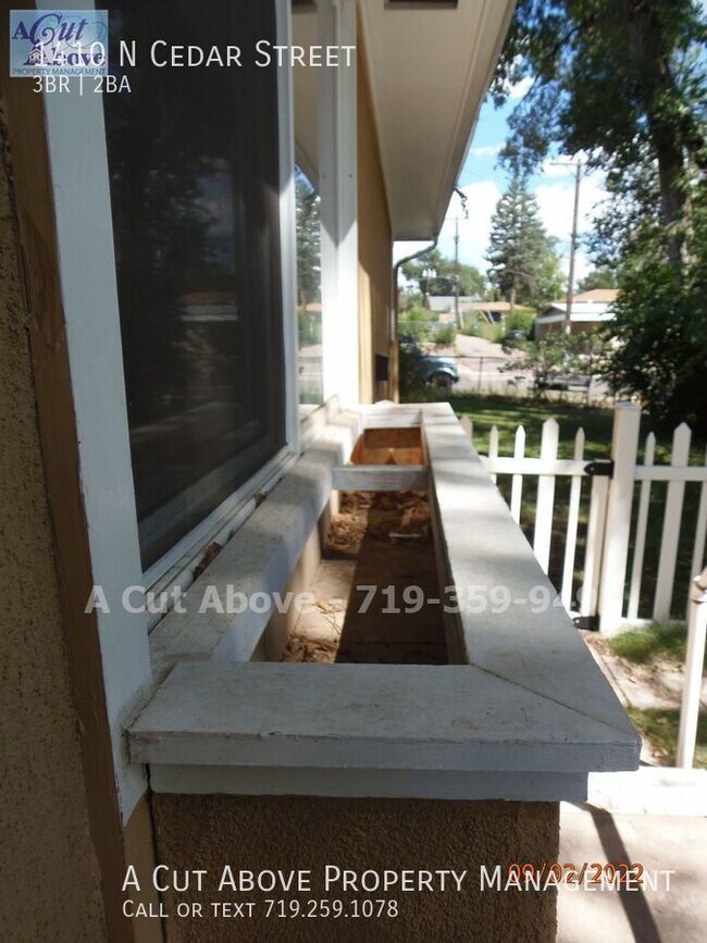Building Photo - 3 Bedroom Duplex in Patty Jewett