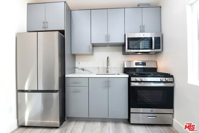 Foto del edificio - 1327 23rd St