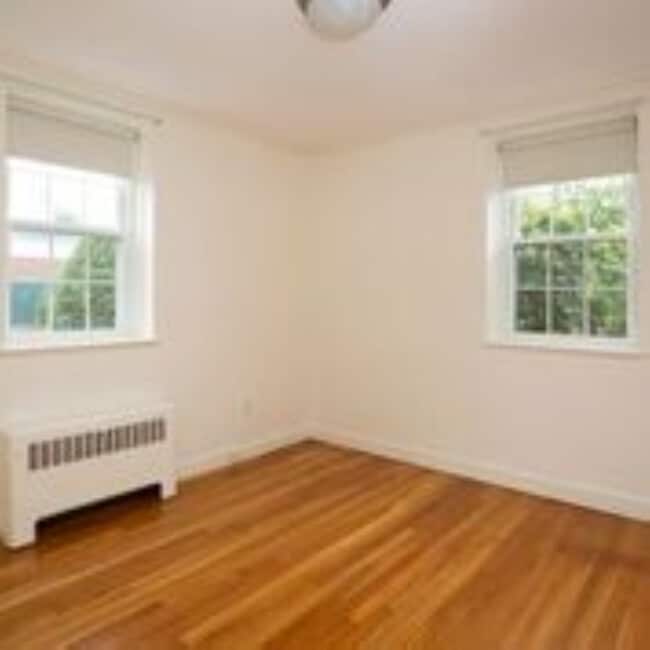 Building Photo - Thoreau Gardens