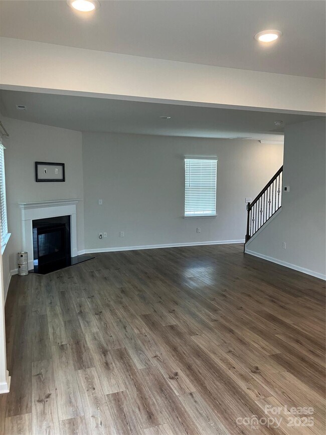 Building Photo - 223 Haddonsfield Dr