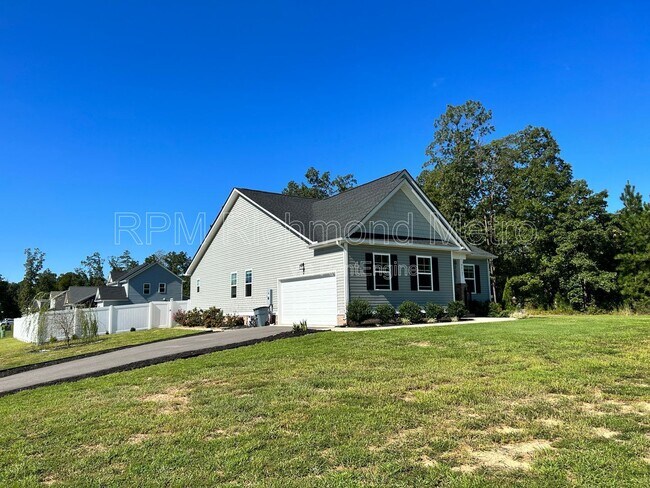 Foto del edificio - 2157 Kennington Pkwy N