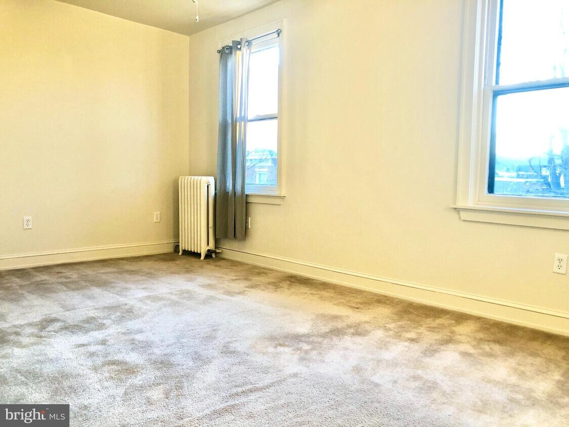 Foto principal - 527 N 19th St