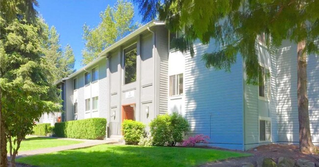 Foto del edificio - 4629 W Lake Sammamish Pkwy SE