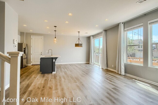 Building Photo - 3 br, 2.5 bath House - 2950 Uinta St.