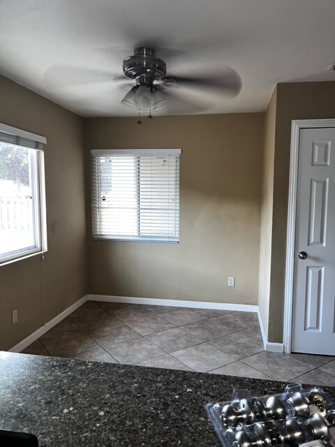 Building Photo - 8826 Ildica St