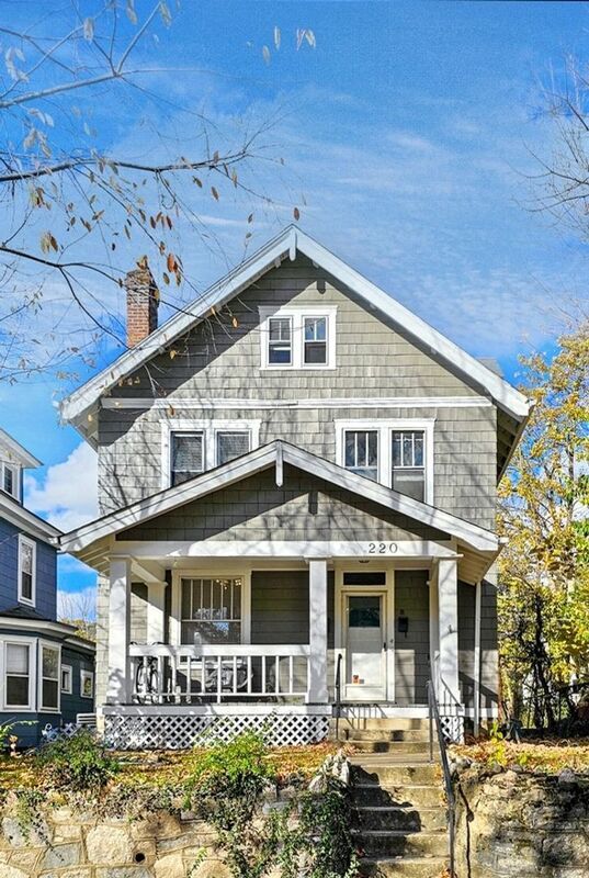 Building Photo - 220 E Oakland Ave