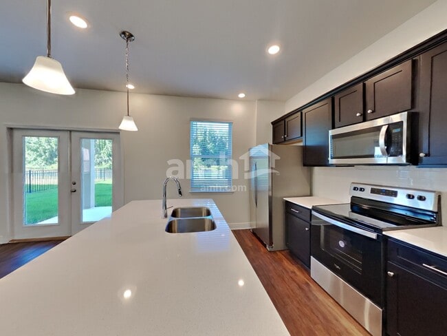 Building Photo - 27305 St Andrews Avenue