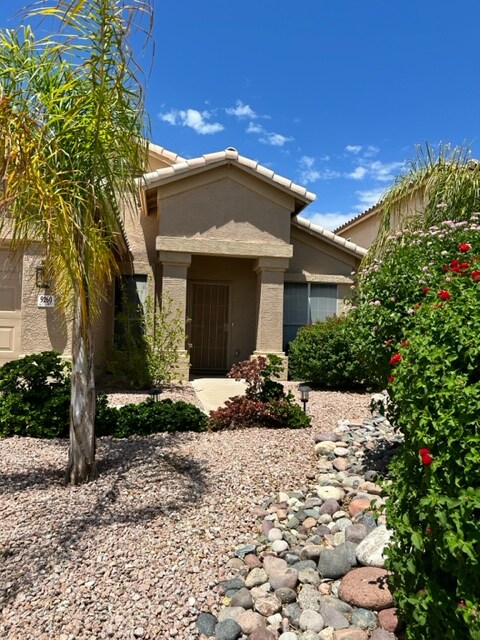Primary Photo - 9260 E Dreyfus Pl
