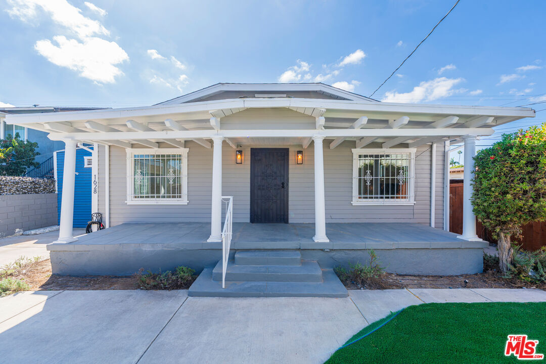 Foto principal - 1628 W 80th St