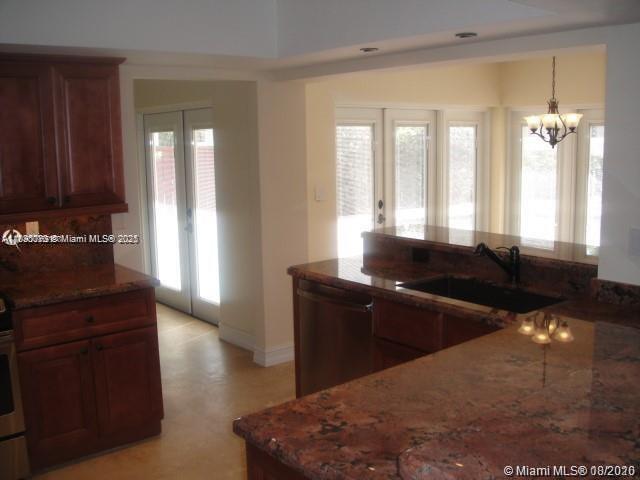 Foto del edificio - 13410 NW 8th Ct