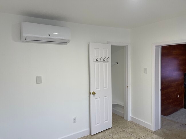 Photo - 3191 NW 45th St House