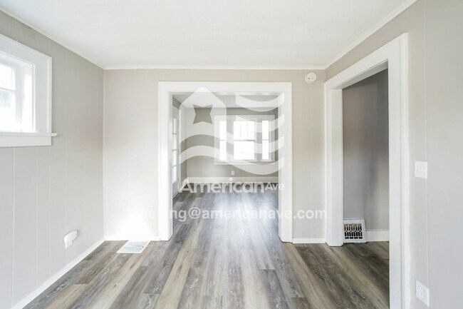 Foto del edificio - 133 Rand St